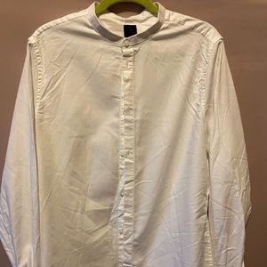 H&M WHITE SLIM FIT LONG SLEEVE SHIRT.